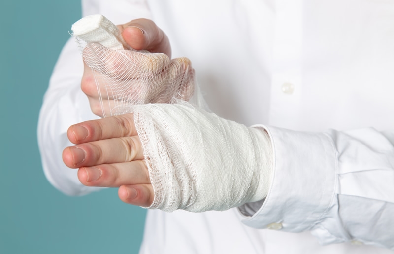 Che cos'è una benda elastica coesiva? Utilità, Scopi e Importanza