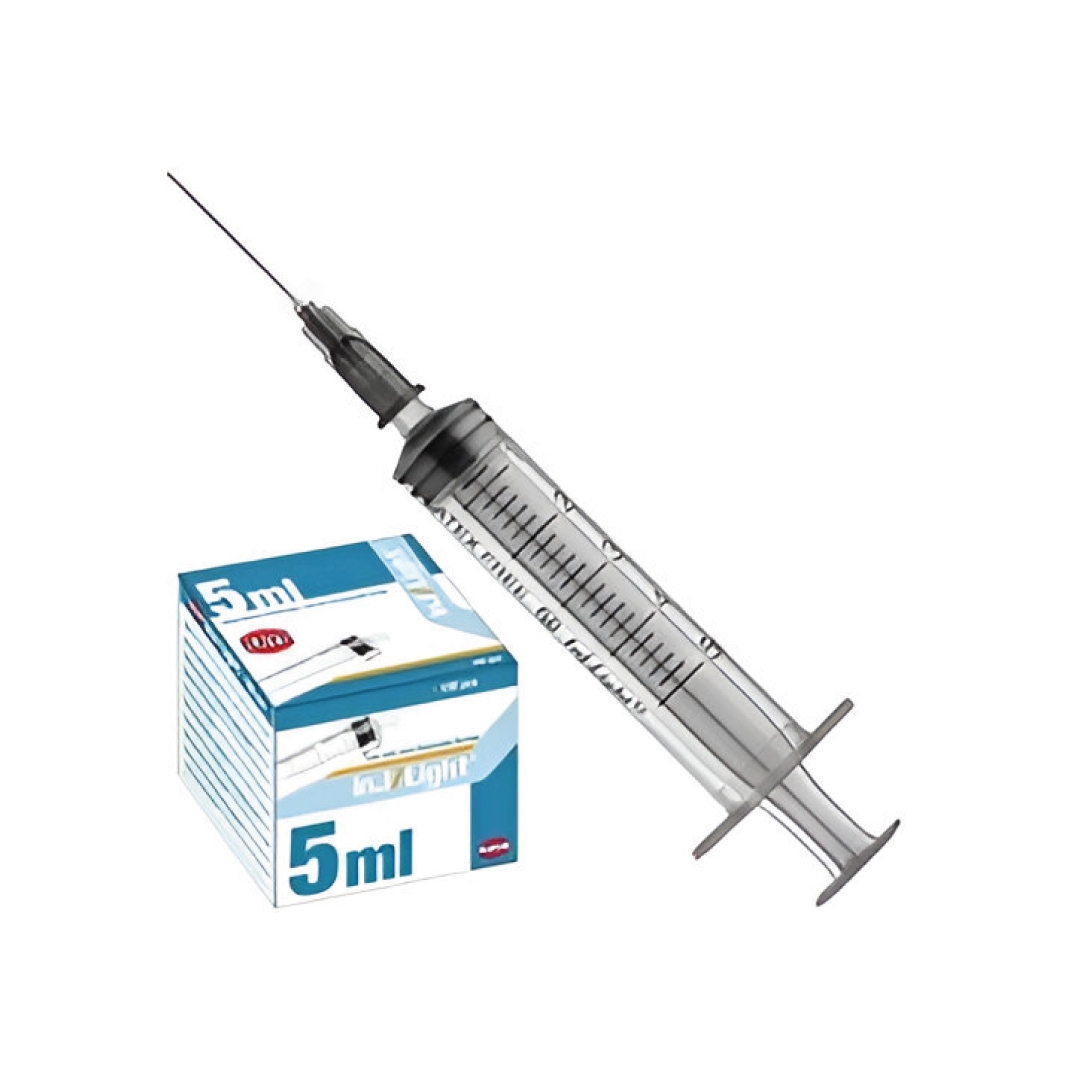 Siringhe monouso da 5 ml con ago